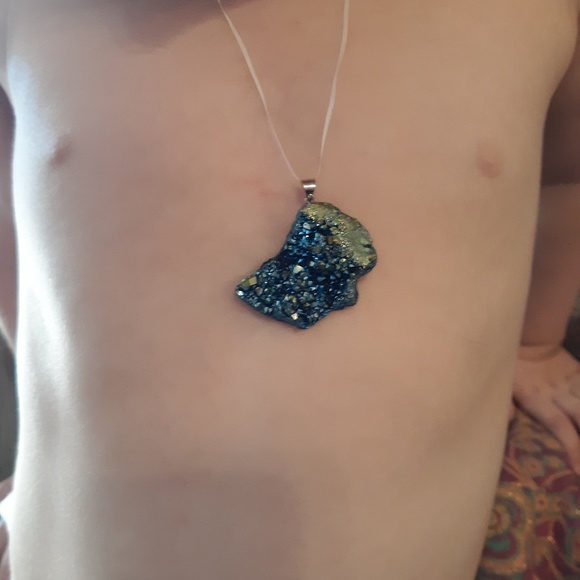 New Titanium Druzy Pendant. - Picture 7 of 8